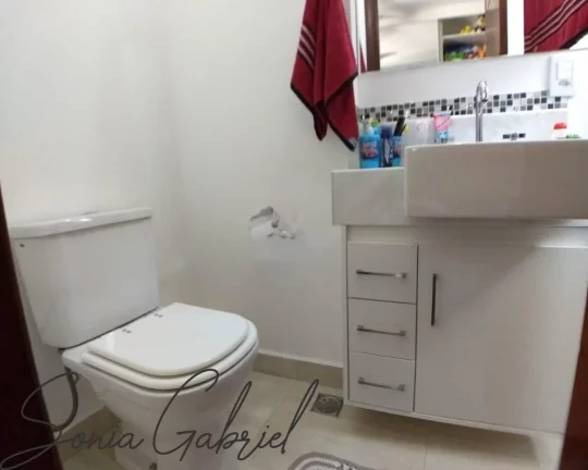 Imagem Venda de Casa em Condomínio em Valinhos-SP 4 Quartos, 4 Suítes, 2 Salas, 4 Banheiros, 6 Vagas de Garagem 340,00m² Imagem Venda de Casa em Condomínio em Valinhos-SP 4 Quartos, 4 Suítes, 2 Salas, 4 Banheiros, 6 Vagas de Garagem 340,00m²