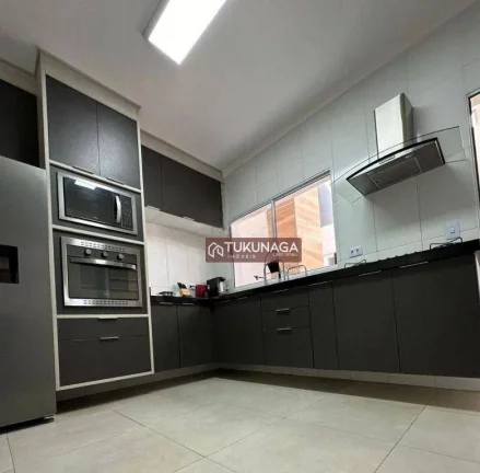 Imagem Casa com 3 dormitórios à venda, 130 m² por R$ 650.000,00 - Vila Galvão - Guarulhos/SP