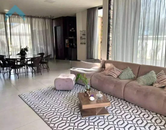 Imagem Sobrado de alto padrão com 4 suítes e piscina à venda  Atibaia