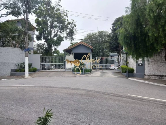 Imagem Apartamento à venda na Avenida Guarapiranga com 2 dormitórios