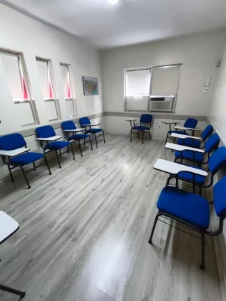 Imagem Comercial para Venda em Nova Friburgo, Centro, 5 banheiros