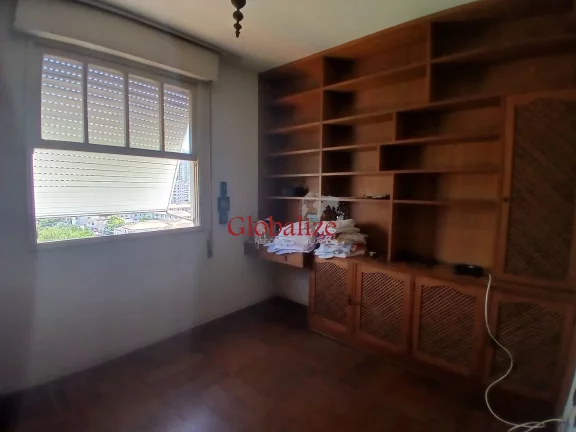 Imagem Apartamento para reforma 03 dormitórios sendo 01 suíte 02 banheiros dependencia de empregada completa vaga de garagem, elevador e portaria 24h