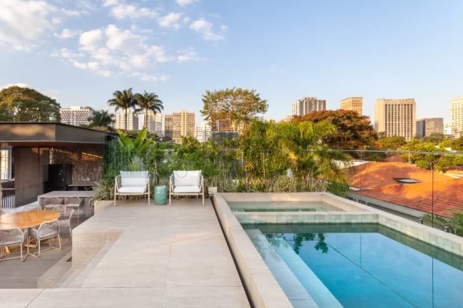 Imagem CASA EM CONDOMÍNIO DE LUXO À VENDA EM SÃO PAULO! Venha conhecer o Essenza House E Garden, um condomínio exclusivo localizado nos Jardins. Com uma loc