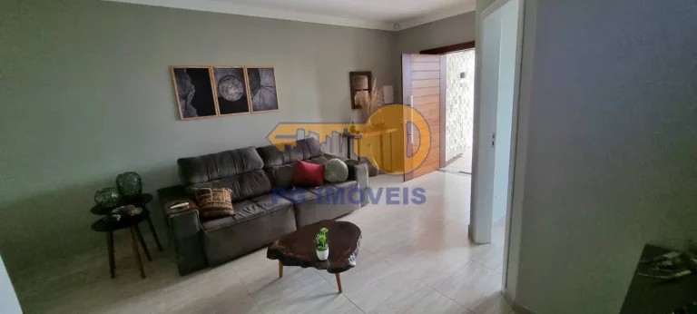 Imagem CASA 3 DORMITÓRIOS NO BALNEÁRIO CANOAS