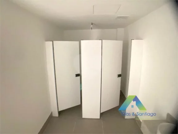 Imagem Salão comercial com 300m² em área nobre da Vila Mariana/Chácara Klabin com localização privilegiada a 550mts da Estação de Metrô Santos Imigrantes e 600mts da Klabin.