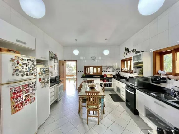 Imagem Fazendinha - 4sts, lareira, varanda gourmet, piscina e campinho!