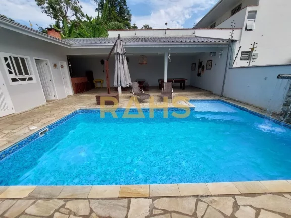 Imagem Casa Plana em rua calma no Costa e Silva, 468 m² de terreno e 270 m² de área construída. Excelen...