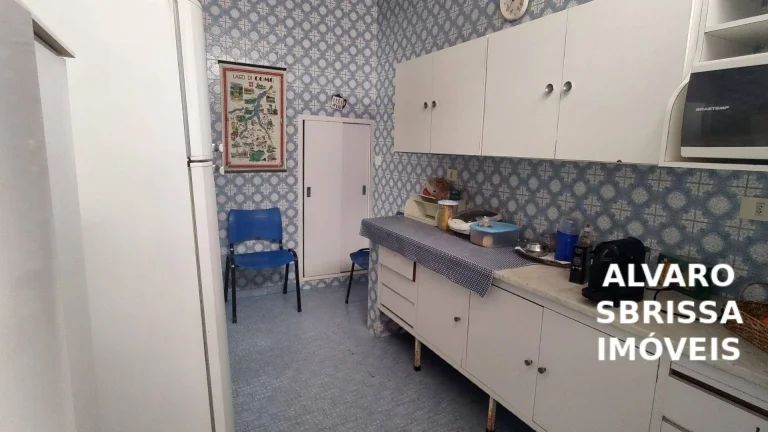 Imagem Casa com 2 Suítes, Piscina e Salão Comercial no coração de Itu/SP