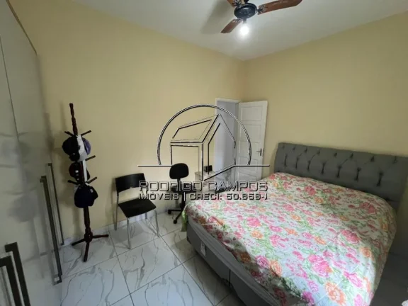 Imagem Espaçosa Casa Semi Isolada 3 Quartos no Campo da Aviação, Praia Grande