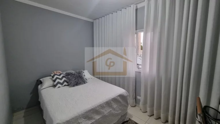 Imagem Granja Viana, Casa Térrea, 3 quartos sendo um suíte, 2 vagas charmosa!