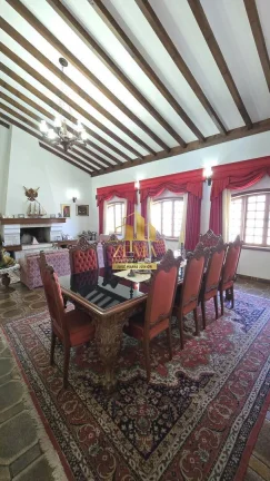 Imagem Sobrado Alto Padrão, 950m2 em 1500m2, 05 Sts, Piscina, Adega, 06 Vgs