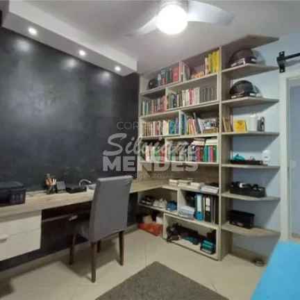 Imagem Apartamento com 80 m², 3 dorms (1 suíte) em excelente localização