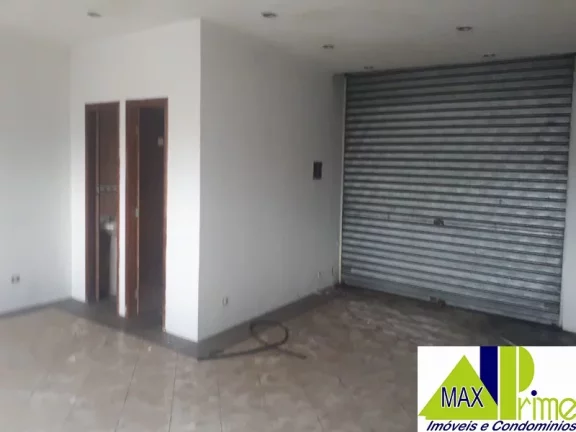 Imagem TERRENO COM 03 CASAS E 01 SALÃO COMERCIAL.