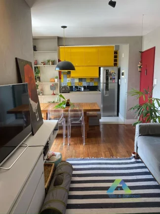 Imagem Lindo apartamento em 53m² recém reformado com fino padrão de acabamento e designer moderno na região da Vila das Mercês/Saúde.