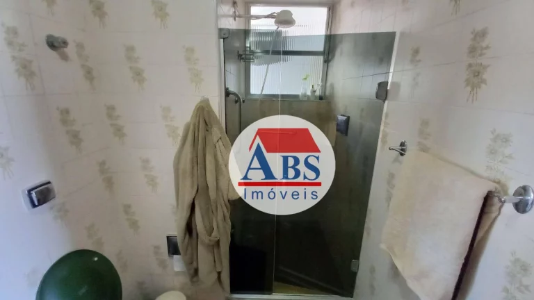 Imagem Apartamento com 3 dormitórios à venda, 167 m² por R$ 720.000 - Pompéia - Santos/SP a uma quadra da praia