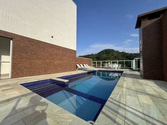 Imagem Apartamento novo na Praia das Toninhas