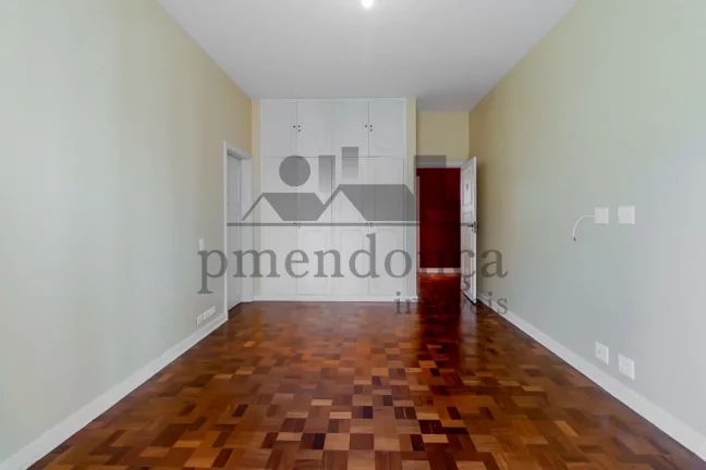 Imagem Apartamento impecável em Higienópolis, com 04 quartos (2 suítes ) e 3 vagas, 452m²