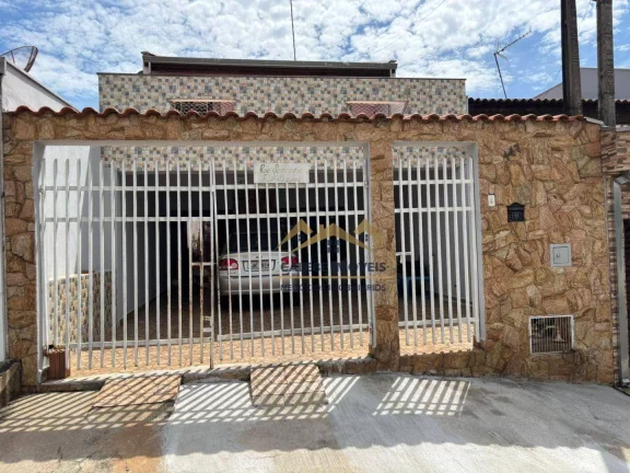 Imagem Sobrado com 3 dormitórios à venda, 168 m² por R$ 400.000,00 - Village Engenheiro Campos - Tatuí/SP