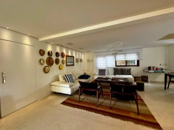 Imagem ? Casa de Luxo à Venda no Porto Busca Vida Resort | 4 Suítes + Gabinete | Mobiliada | 400m²