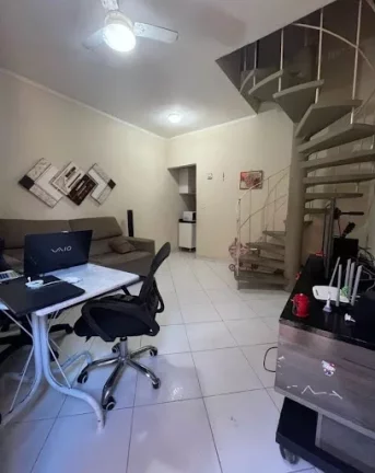Imagem Sobrado com 2 quartos à venda, 58 m² por R$ 270.000.000 - Vicente de Carvalho - Guarujá/SP