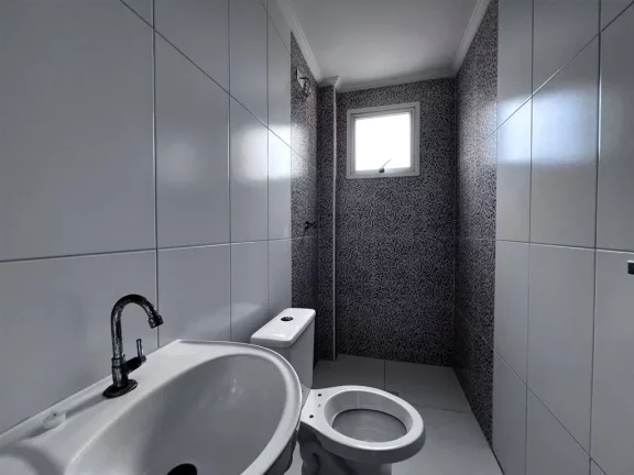 Imagem Apartamento com 1 dorm, Maracanã, Praia Grande - R$ 298 mil, Cod: 2857