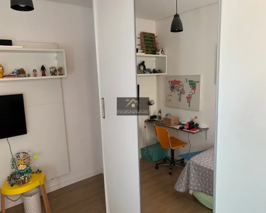 Imagem CASA CONDOMÍNIO FECHADO PRÓXIMO SÃO ROQUE 250 METROS DA RODOVIA RAPOSO TAVARES 4 DORMITÓRIOS 1 SUÍTE SALA LAREIRA 4 VAGAS VARANDA SEGURANÇA LAZER