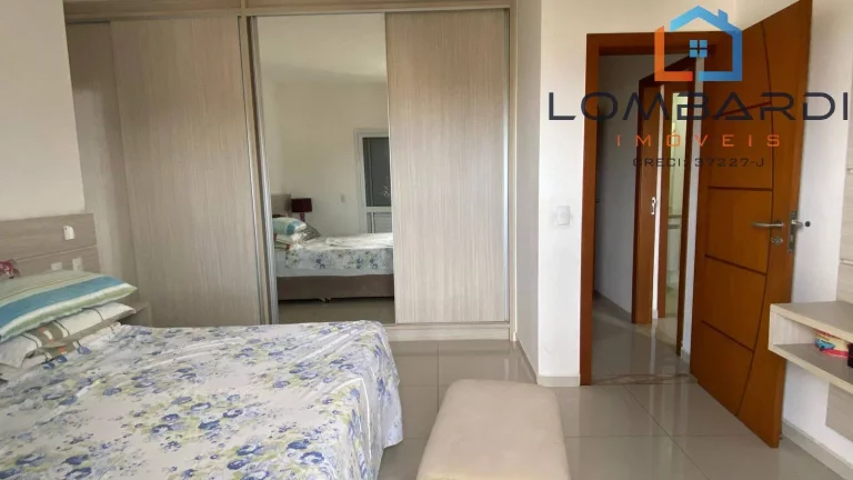 Imagem Cobertura no centro de Ubatuba