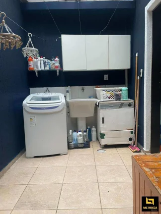 Imagem Sobrado à venda em Santo André, Jardim Santo Antônio, com 3 quartos, 123m2