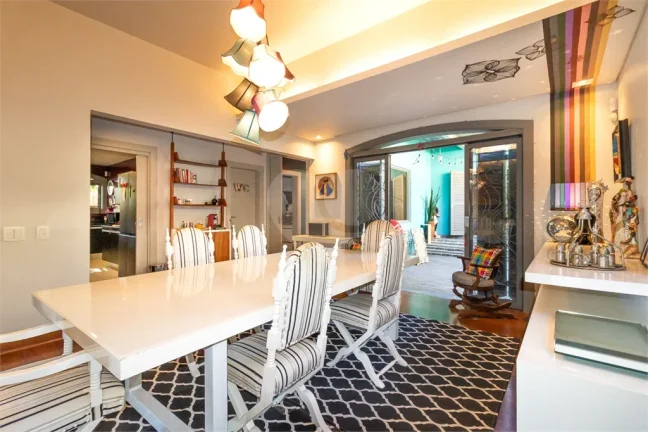 Imagem Casa à venda ou para alugar com 3 quartos, sendo 1 suíte, em Jardim Guedala, São Paulo - SP