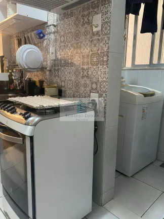 Imagem Apartamento à venda em Niterói-RJ - 2 quartos, 1 sala, 1 banheiro, 77m² no Fonseca!