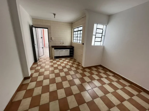 Imagem Alugo Sobrado no Bairro Santa Maria