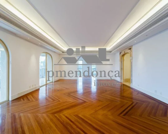 Imagem Edifício neoclássico no Pacaembu com 3 suítes e 6 vagas de garagem, 711m².