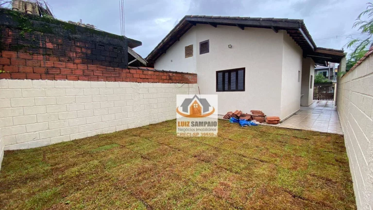 Imagem Oportunidade, Casa c/2 Dormitórios, Tropical, R$ 250.000,00