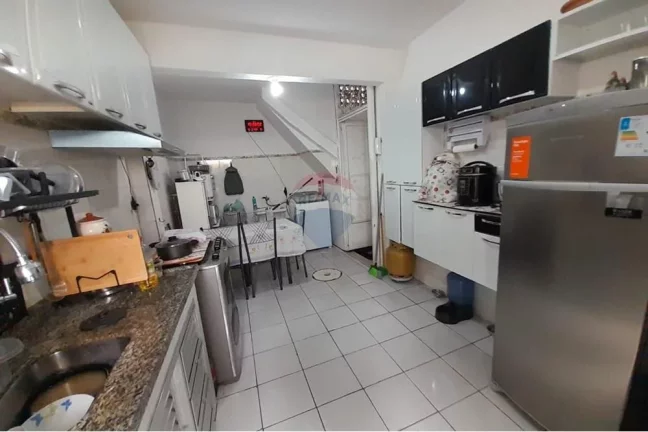 Imagem CASA DE VILA 2 QUARTOS com 80m² em CONDOMÍNIO FECHADO NO CAMPINHO!