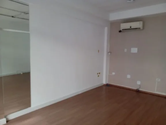 Imagem ALUGO sala com 25m², em local privilegiado e seguro!!!