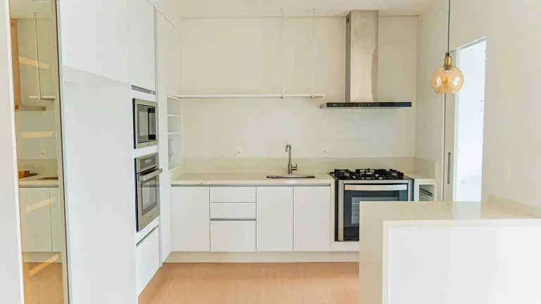 Imagem Apartamento alto padrão com 3 suítes e 2 vagas de garagem - América | Joinville/SC