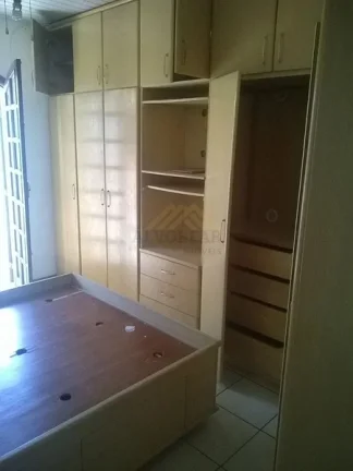 Imagem Sobrado em condomínio fechado – conforto, espaço e localização privilegiada