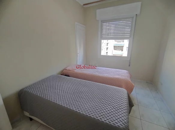 Imagem Apartamento com 3 dormitórios a uma quadra da praia do Boqueirão em Santos R$ 790.000,00