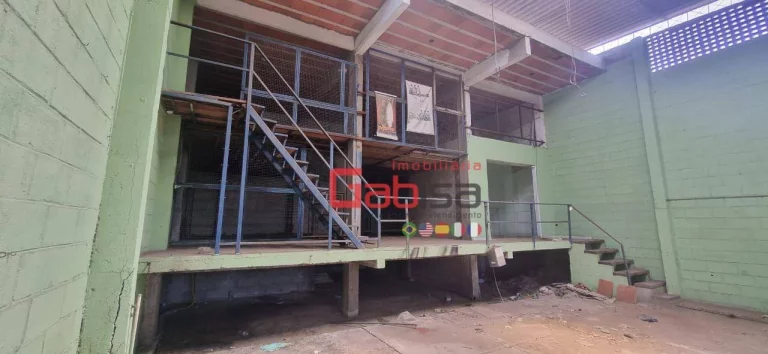 Imagem Galpão à venda, 300 m² por R$ 950.000,00 - Campo Redondo - São Pedro da Aldeia/RJ