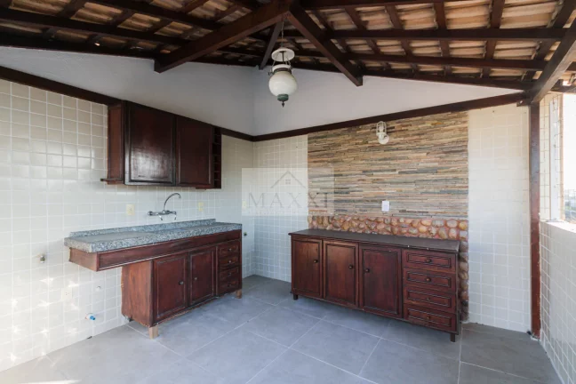 Imagem Condomínio Edifício Santa Cecília - Apartamento Cobertura Duplex em Recreio dos Bandeirantes, Rio de Janeiro/RJ