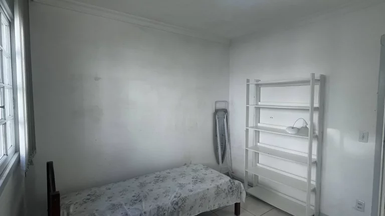 Imagem Apartamento Térreo à Venda com 3 Dormitórios em Canasvieiras – Florianópoli