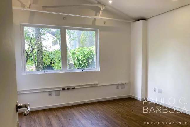 Imagem Vila Nova Conceição - 2 dormitórios - 331m² -