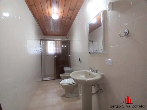 Imagem Casa Com 06 Dormitórios a Venda, Por R$ 850.000,00 na Região de Abernéssia.