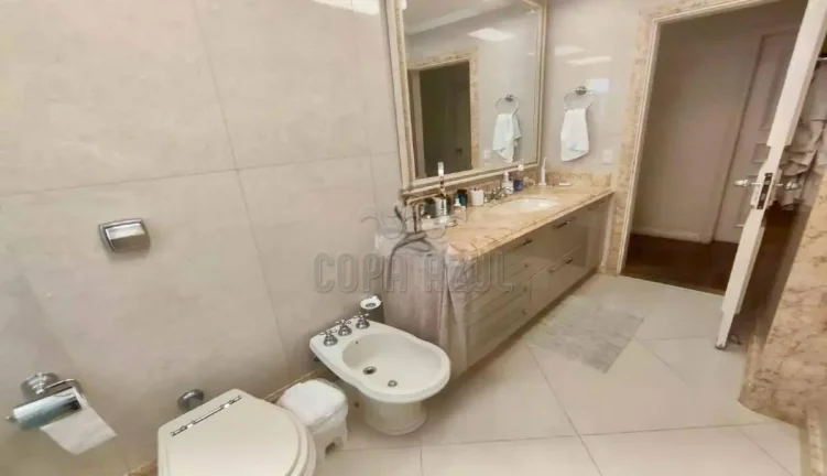 Imagem Copacabana - Residencial › Apartamento com 4 quarto(s) a Venda