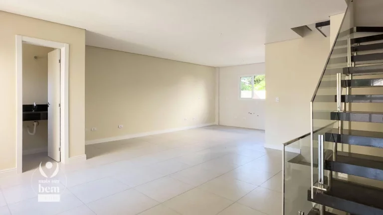 Imagem Sobrado com 244 m², 3 Suítes, Sala intima , Condominio Fechado com Piscina e Salão de Festas à venda por R$ 1.290.000 - Campo Comprido - Curitiba/PR