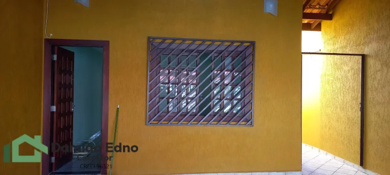 Imagem SOBRADO COM 3 DORMITÓRIOS SENDO 1 SUITE