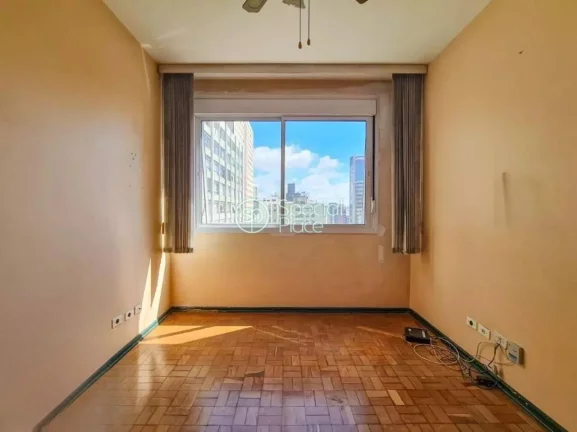 Imagem Excelente apartamento com 130 m², 3 dormitórios e 1 vaga de garagem. Oportunidade!!! Próximo ao S...