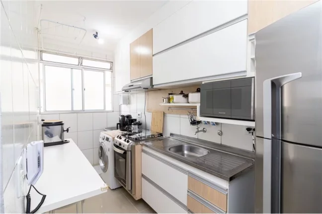 Imagem Apartamento com 3 dormitórios, 60m², com sacada - condomínio com piscina - Jaraguá/SP