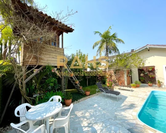 Imagem Excelente residência plana, parcialmente averbada, localizada no bairro América, próximo ao Super...