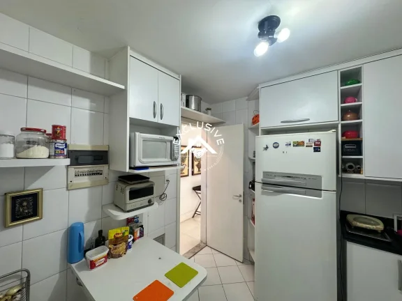 Imagem Casa para Venda em Salvador, Pituba, 3 dormitórios, 3 suítes, 4 banheiros, 4 vagas